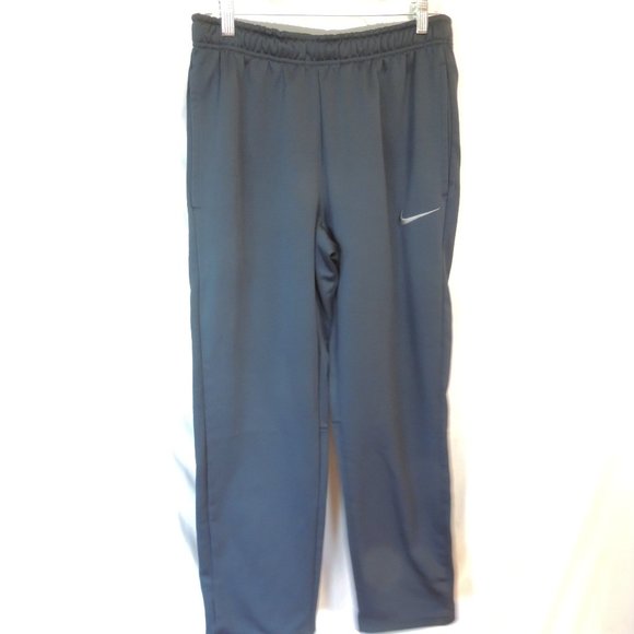 Under Armour Other - Nike Thermo fit Men’s loose athletic pants Med